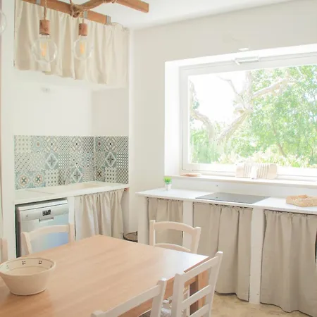 Prázdninový dům Ad Un Passo Da - Trulli Con Camino, Foresta E Bbq *